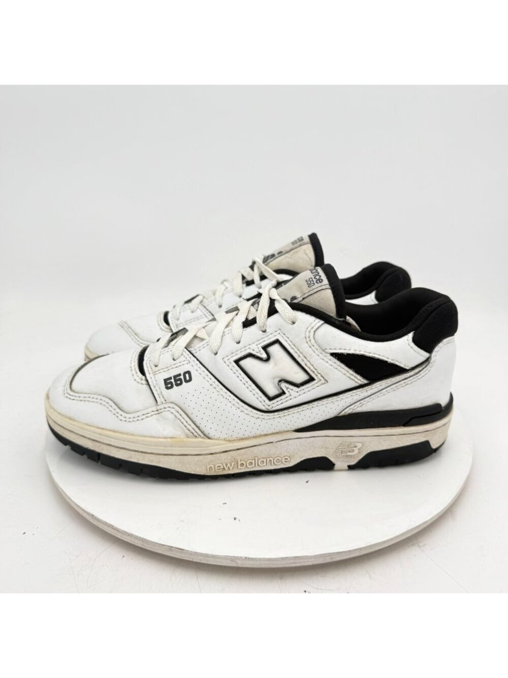 New Balance 550 Men Size 8D BB550HA1 Black White Training Shoes